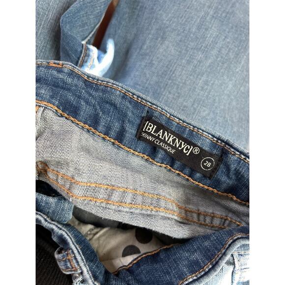 Blank NYC jeans two tone denim 70's front hem slit frayed bottom cropped SZ 28" - Picture 4 of 8